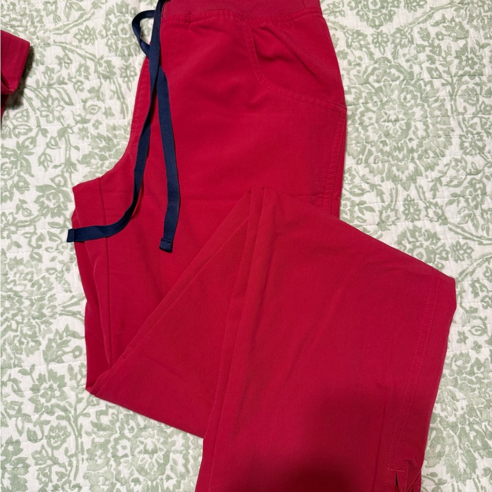 FIGS ultra rose XS TALL Kade cargo scrub pants